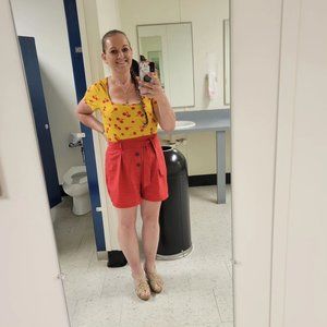 Meet your Posher, Janelle